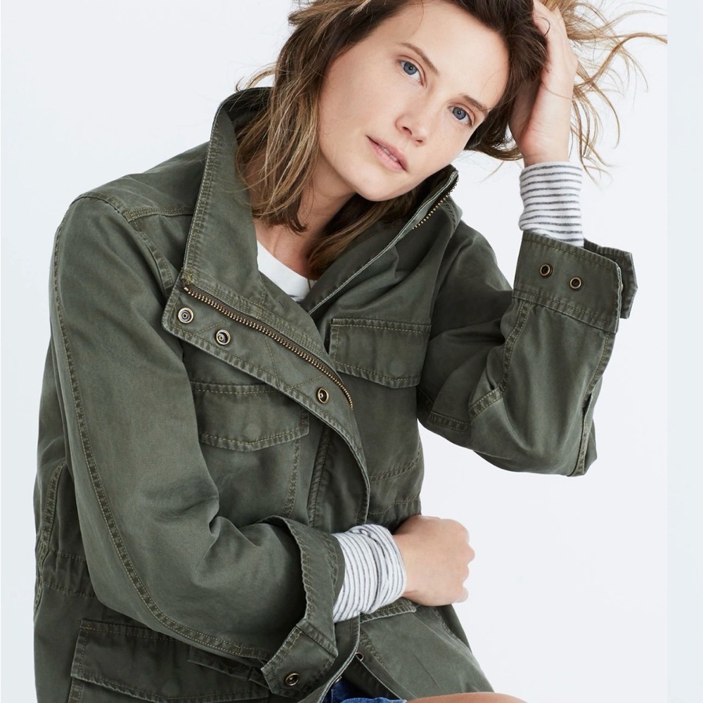 Madewell Surplus Jacket
Field Utility Military Cotton Jacket, Cinch Waist. Small